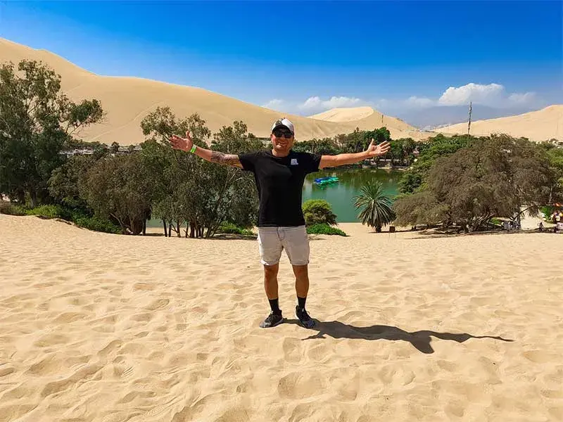 desierto de Huacachina en Ica full day Paracas